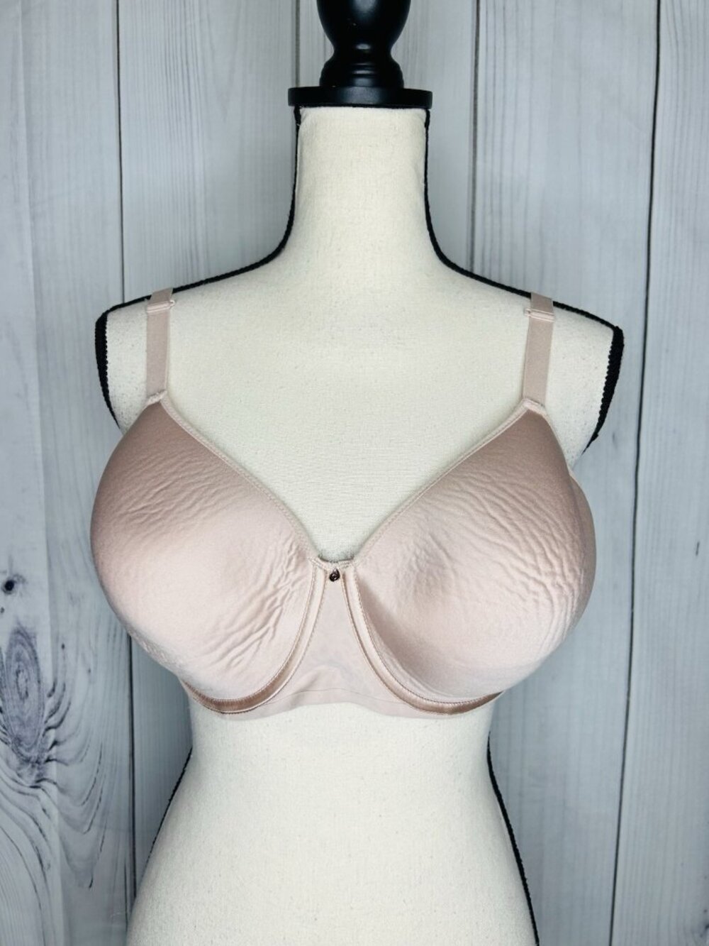 Chantelle Comfort Chic Full Coverage Memory Foam Bra Sz 38D Pink Style: 18J6
